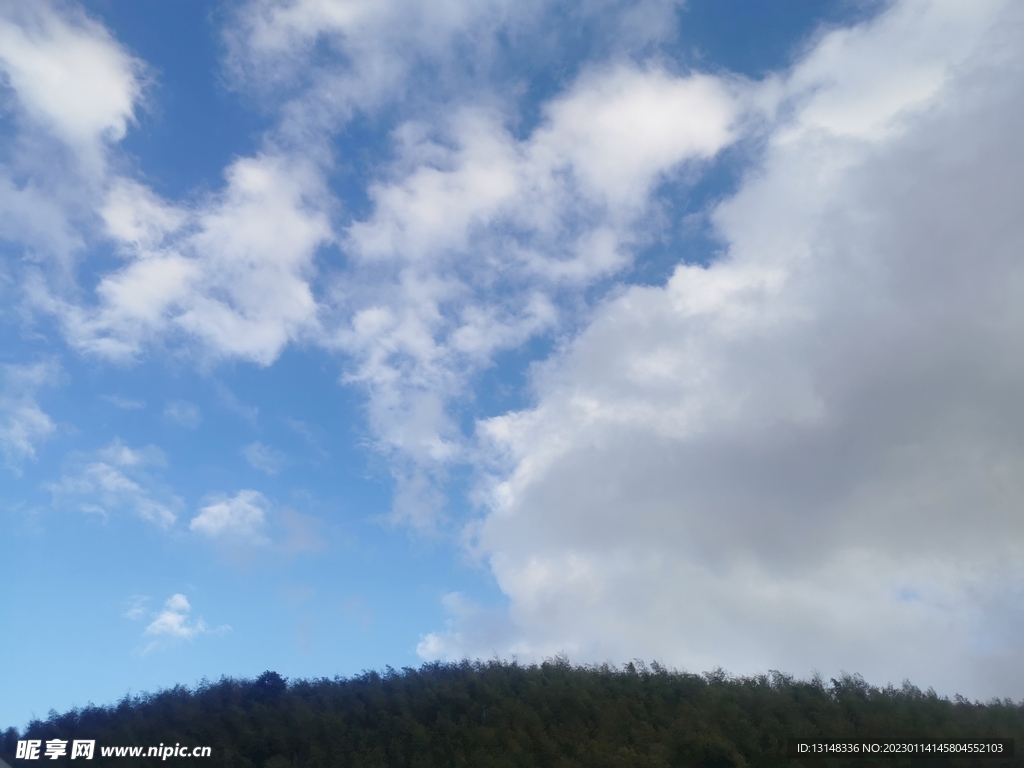 天空