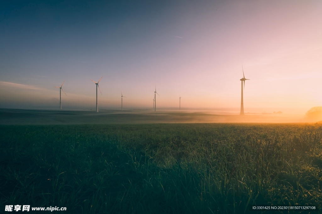 风力发电机日落
