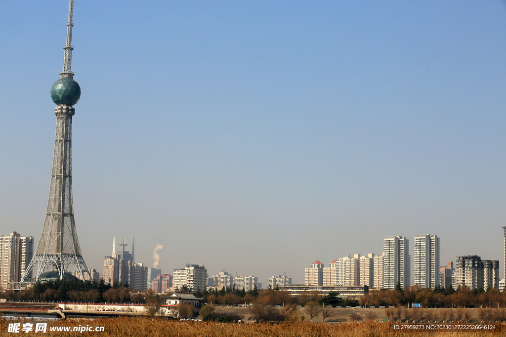 洛浦公园河岸风光