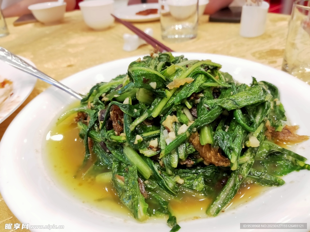 鲮鱼油麦菜