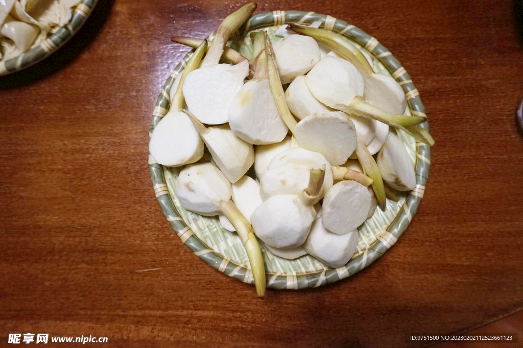 茨菇
