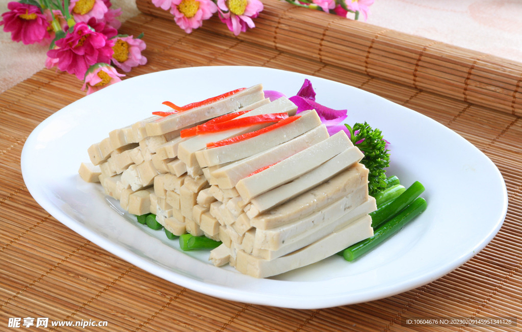灰培豆腐