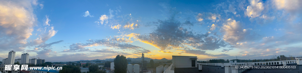 晚霞漫天火烧云