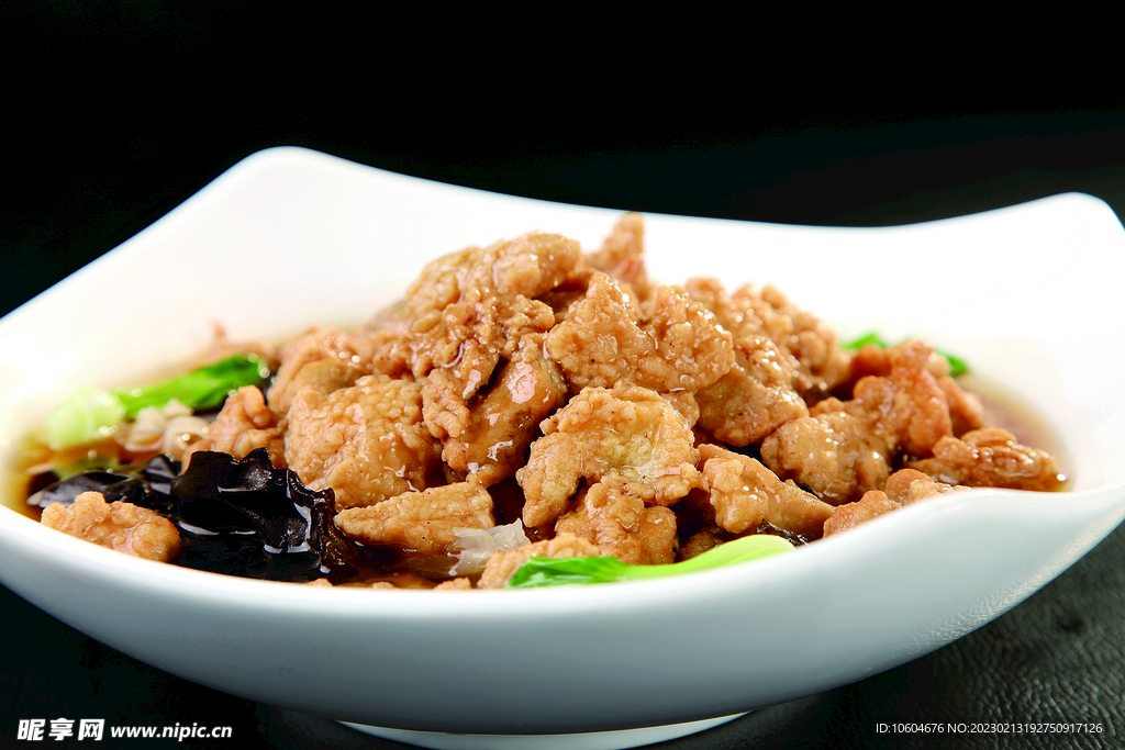 大碗汆汤酥肉