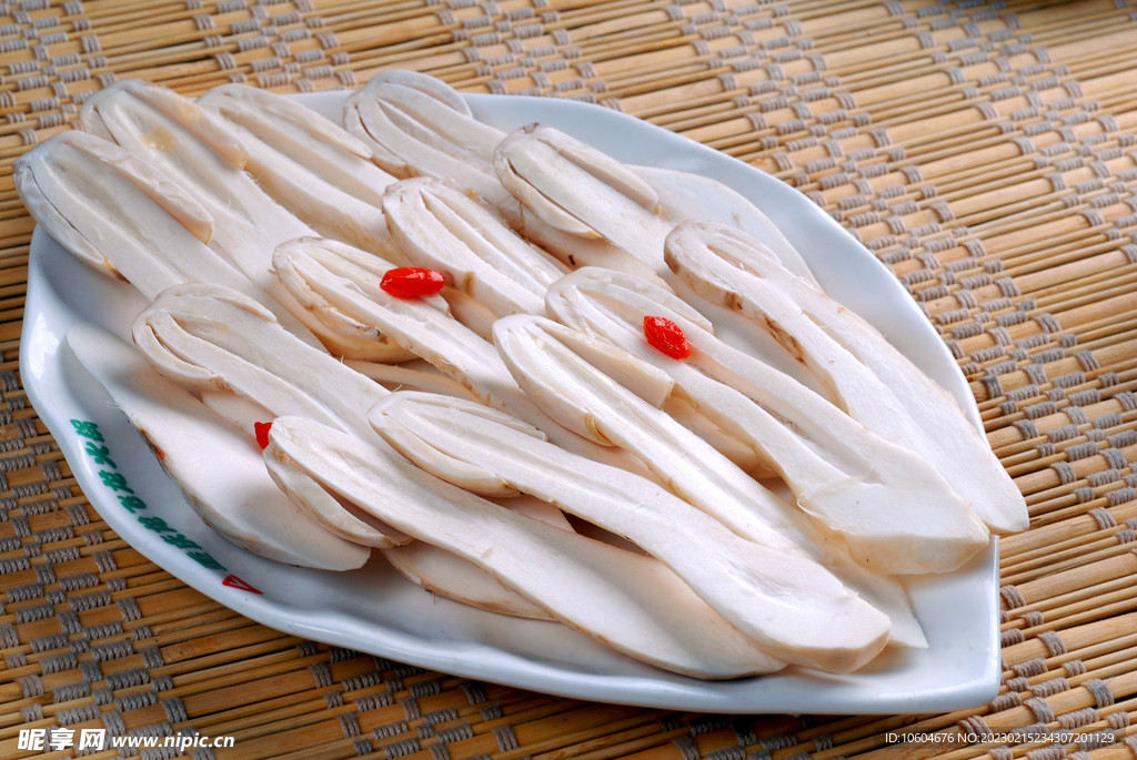鸡腿菇