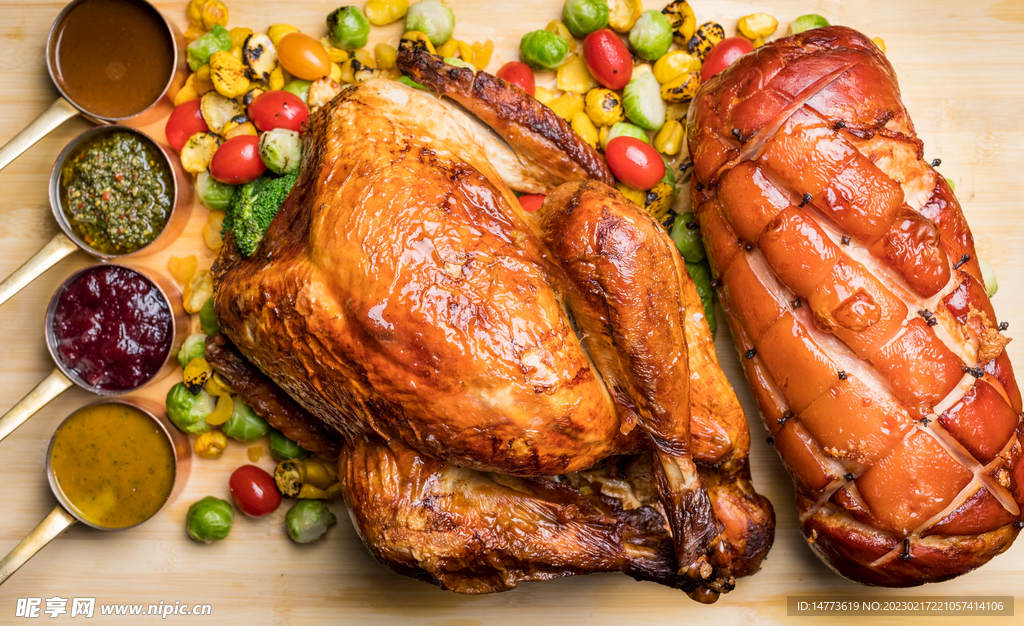 圣诞烤鸡烤火腿