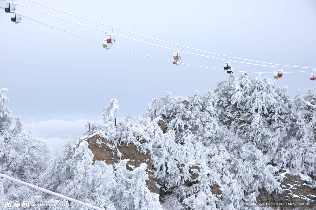 老君山索道缆车