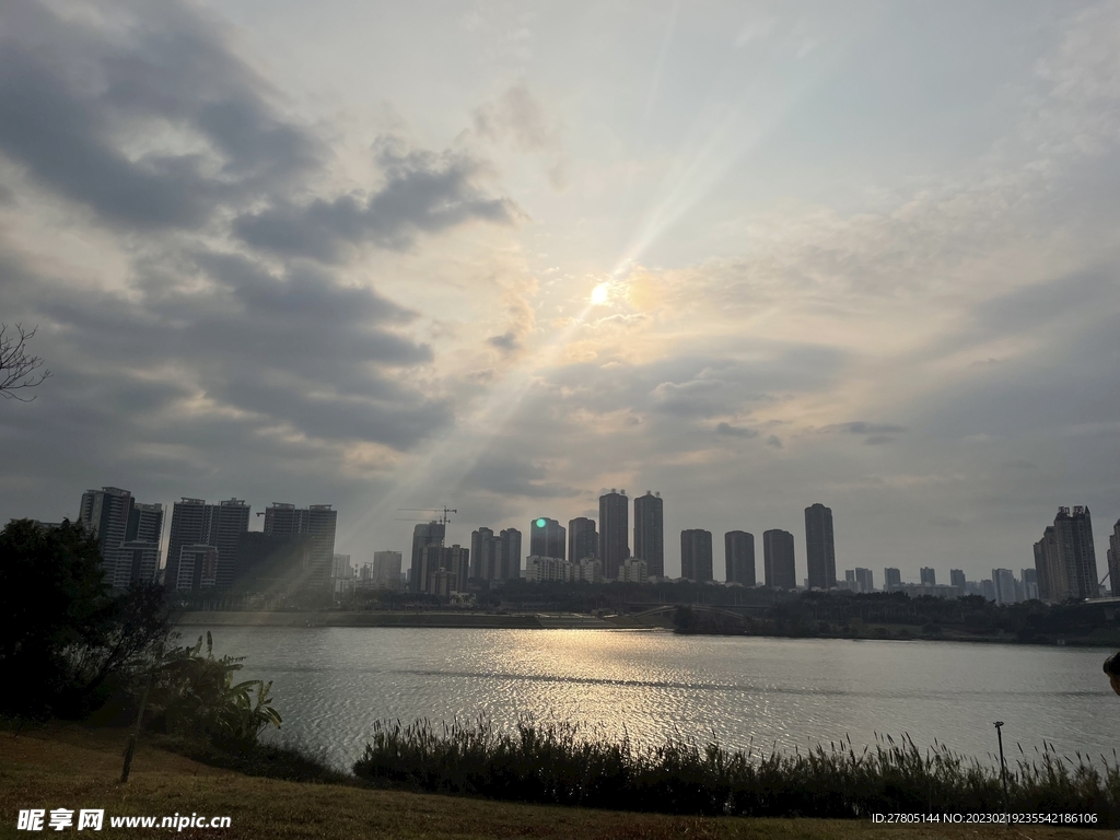 阳光美景