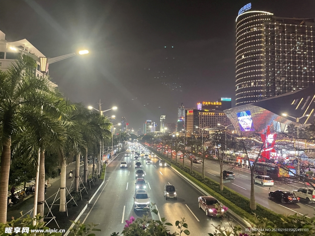 道路夜景