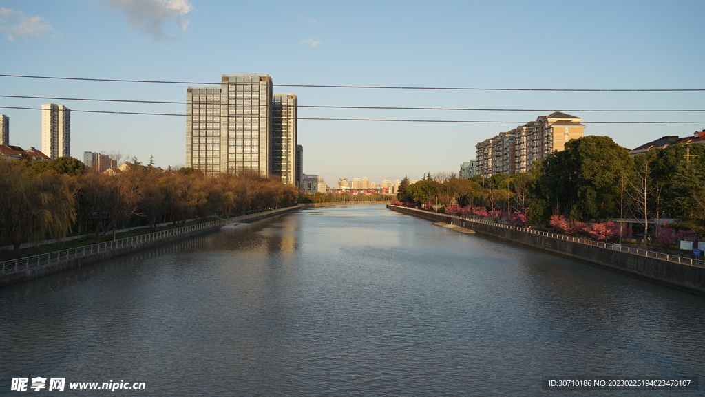 大河