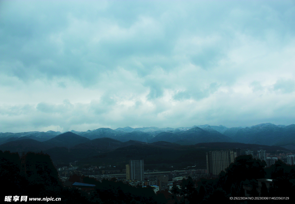 山