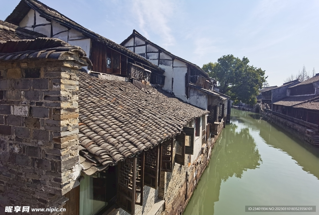 乌镇旅游绿水古建筑