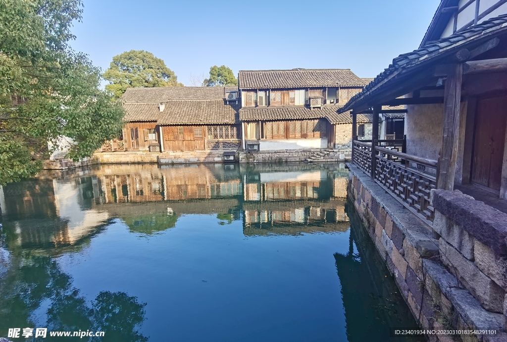 乌镇旅游绿水古建筑