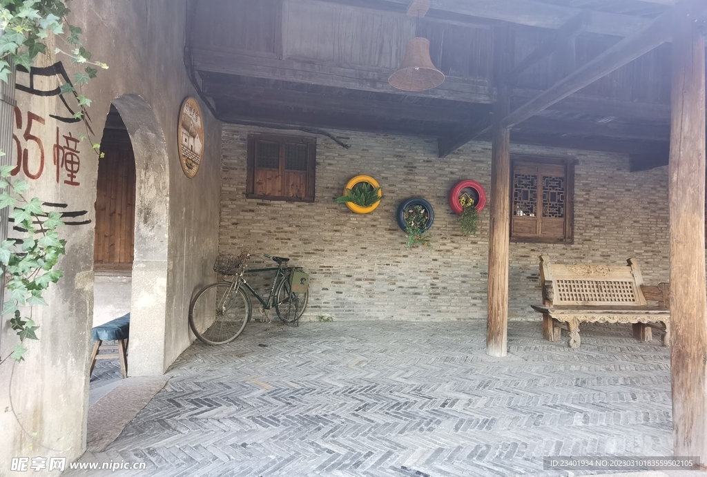 乌镇旅游古建筑门洞