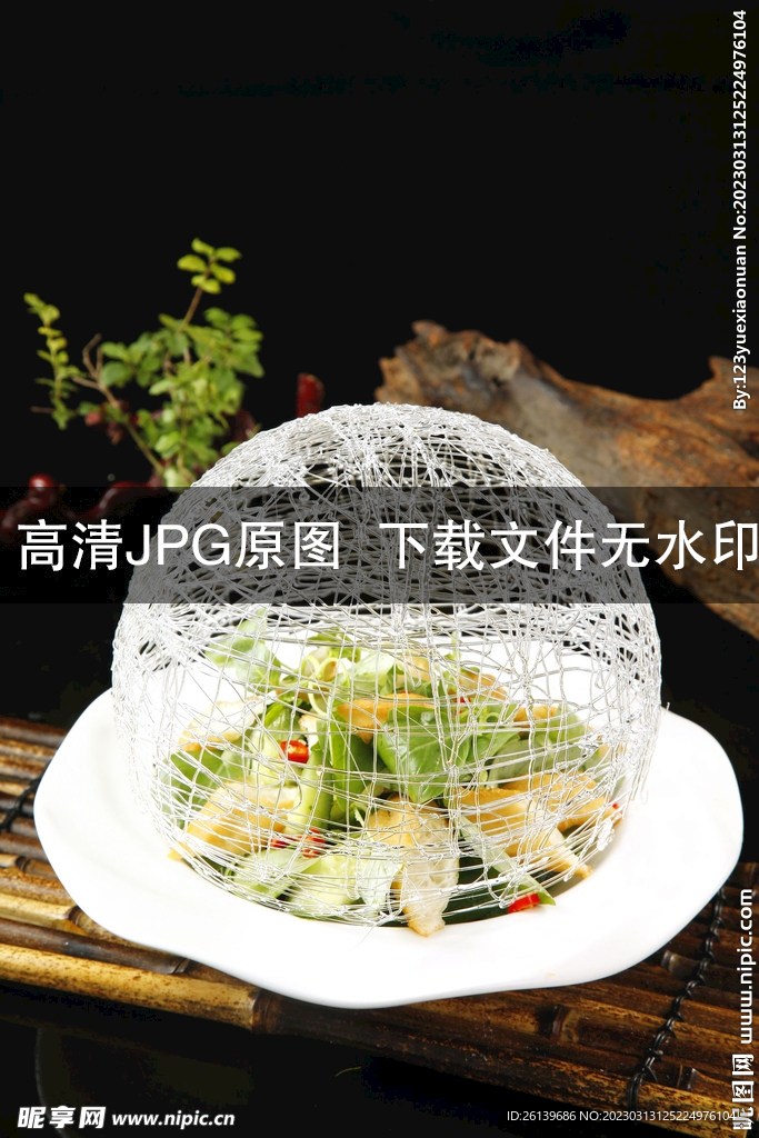 黄瓜拌油条