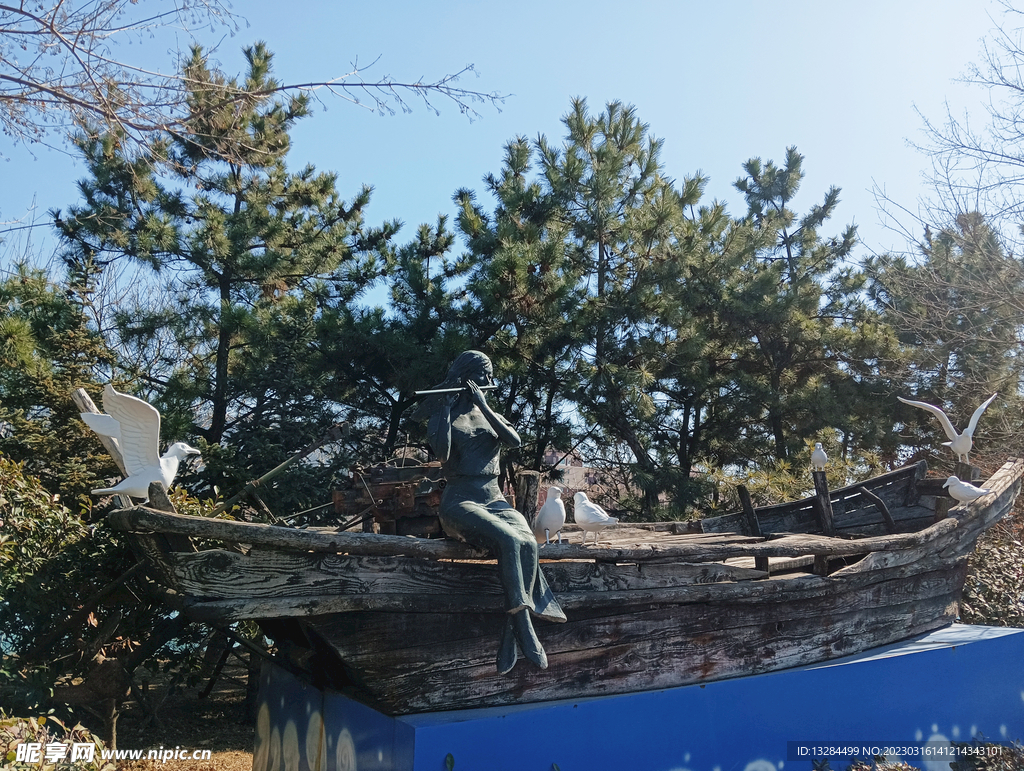 木船上的吹笛少女 冬