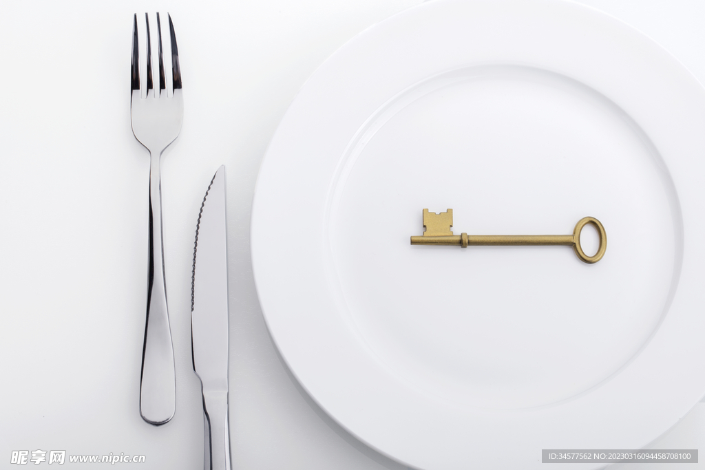 餐具和钥匙