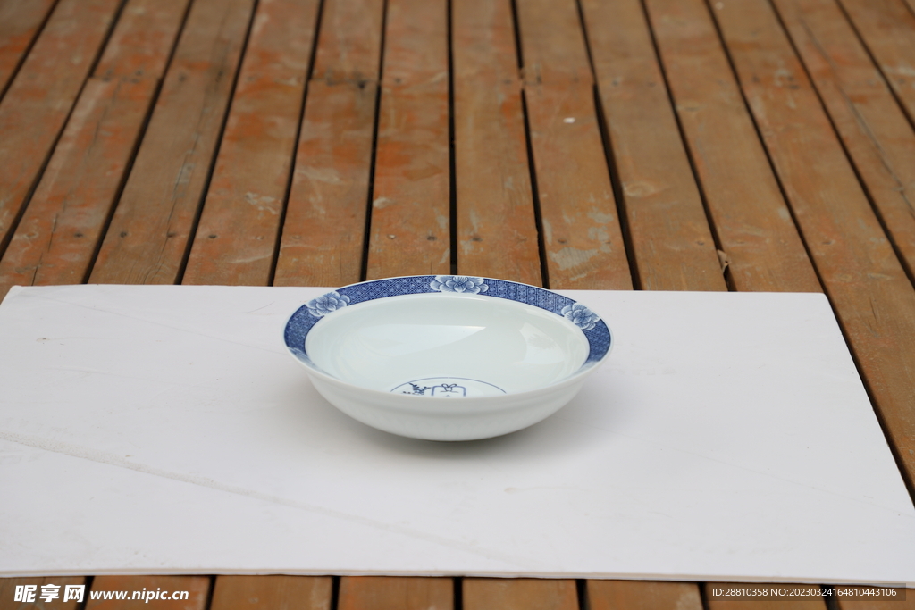 餐具