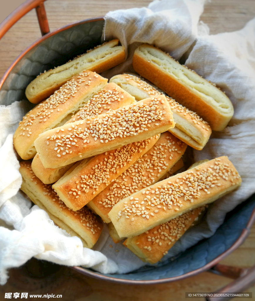 千层芝麻饼