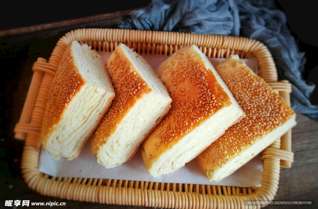 千层芝麻饼