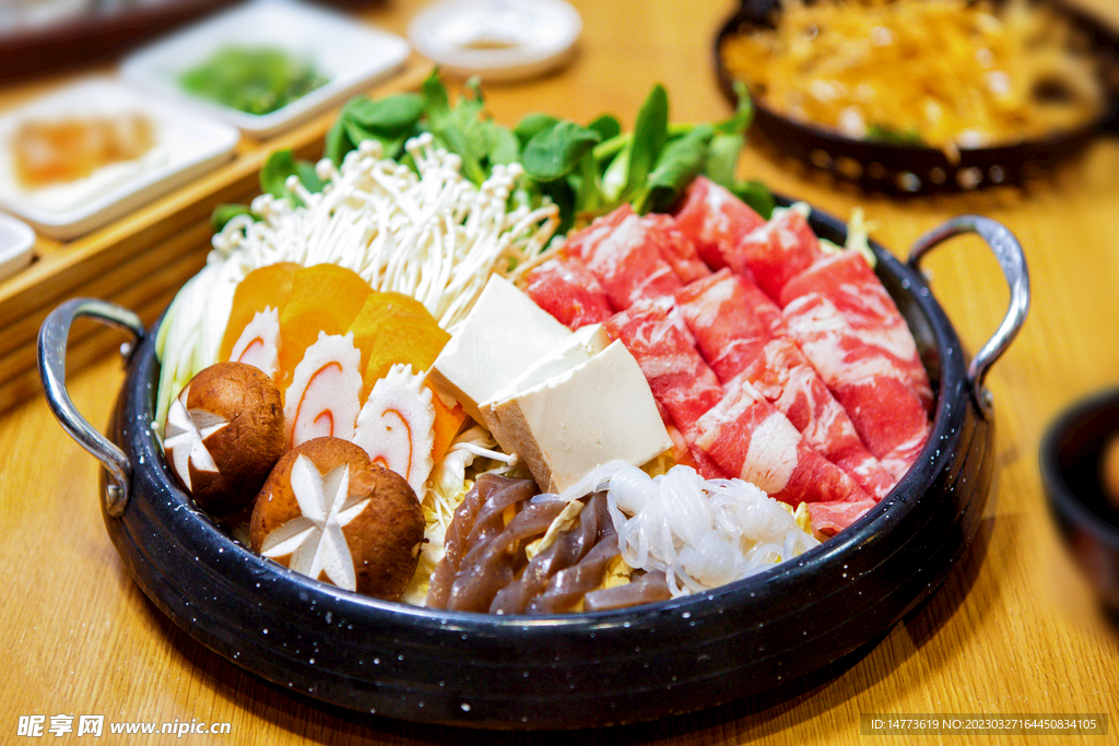 日式牛肉锅