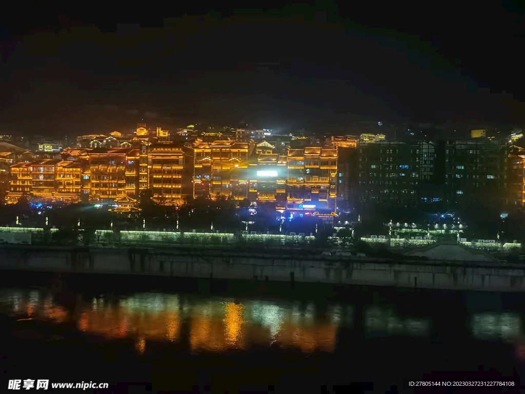 江边夜景