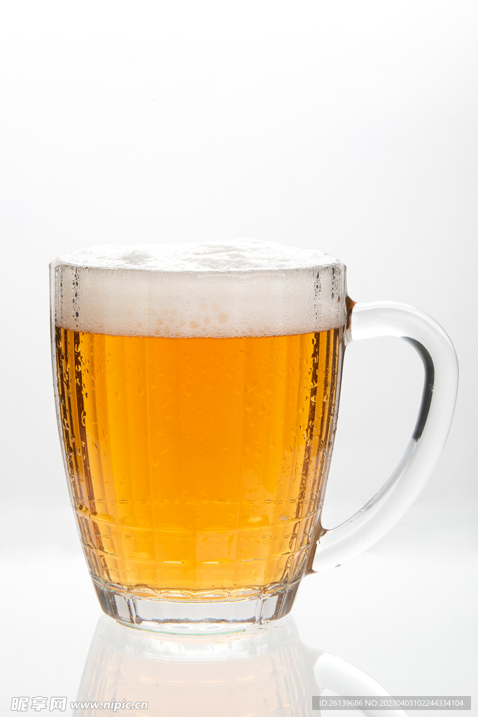 啤酒