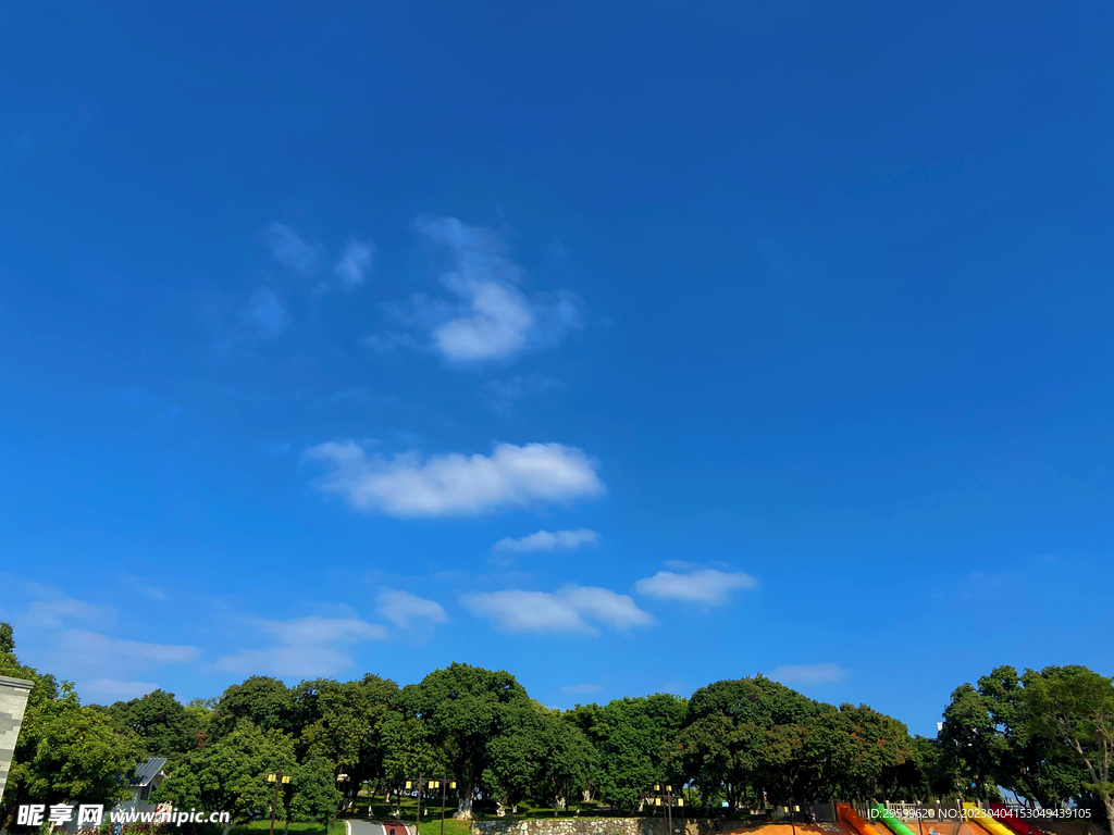 天空
