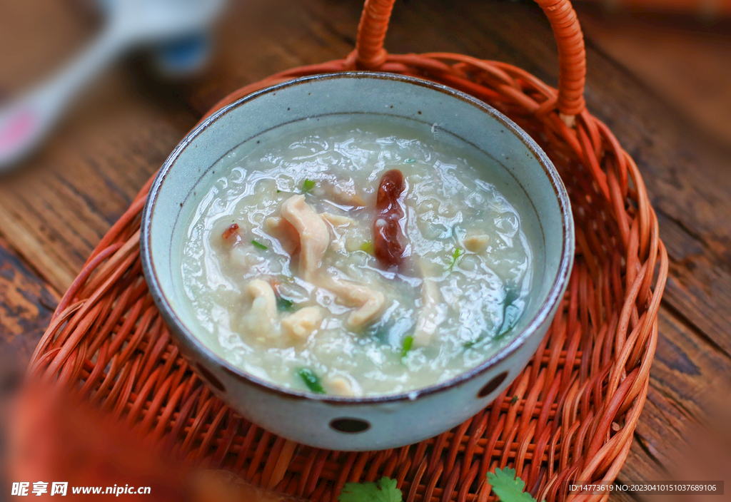 香菇鸡肉粥
