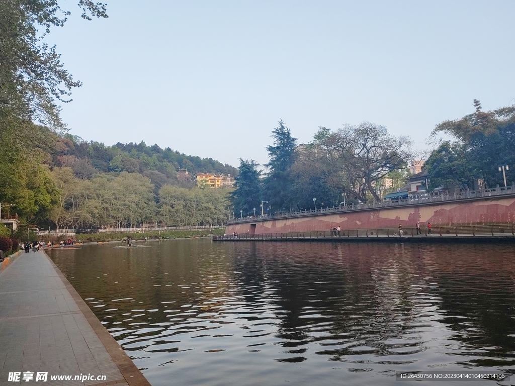 湘江河沿岸景色