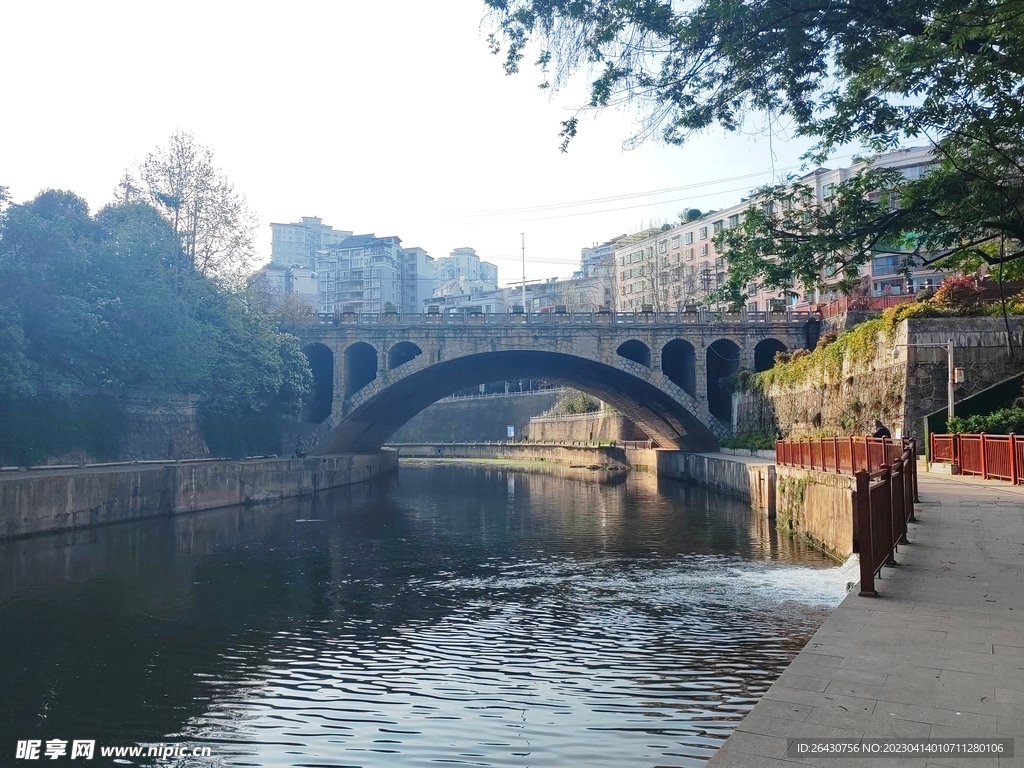 遵义湘江河石拱桥