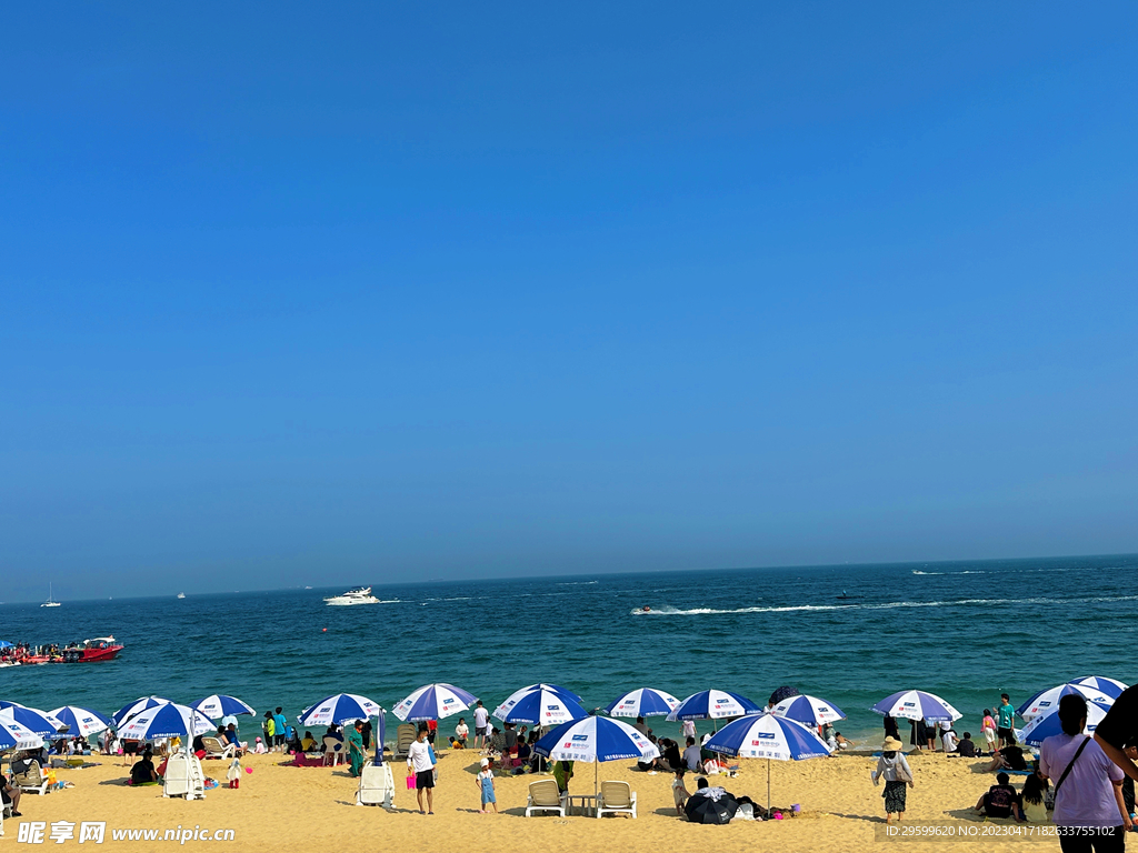 海边沙滩