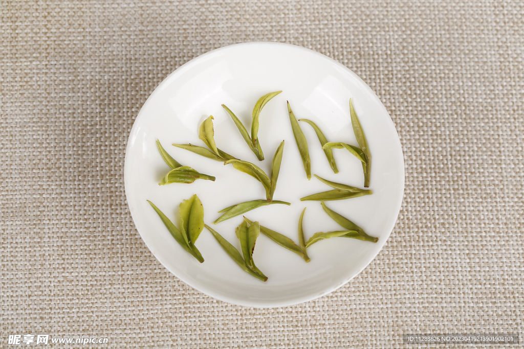 茶嫩芽