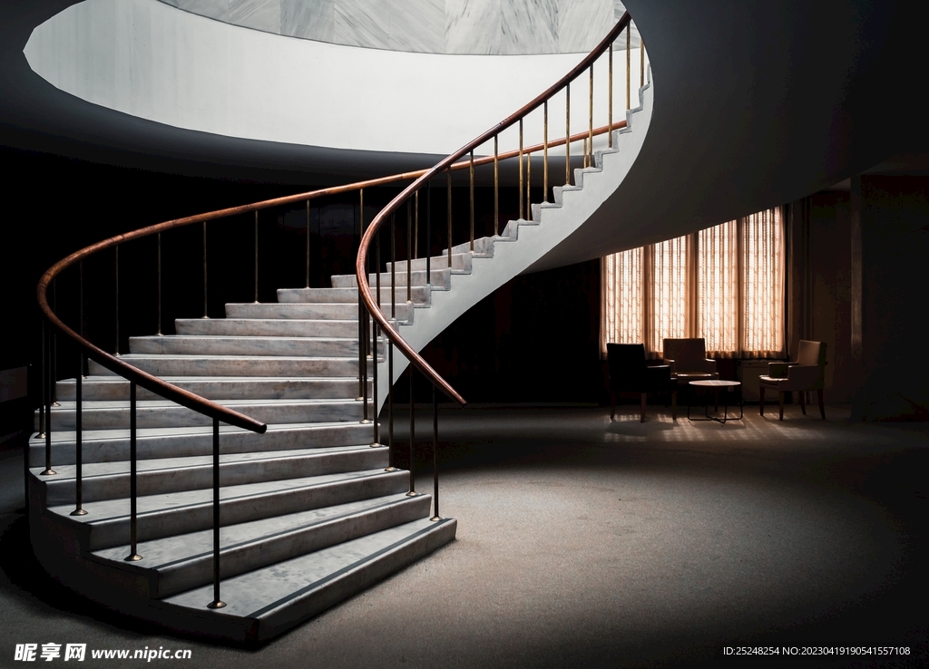 旋转楼梯