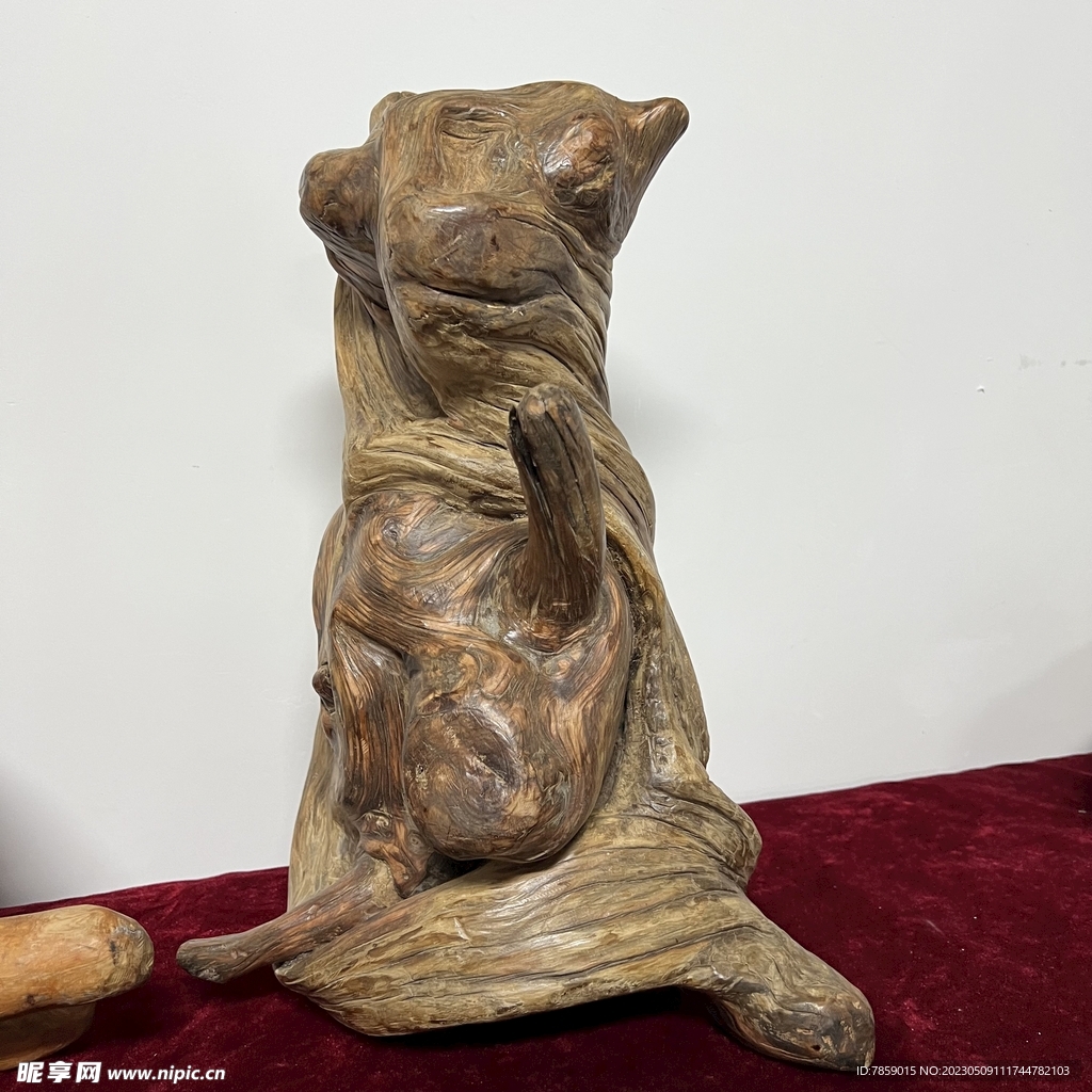 三峡根雕动物园