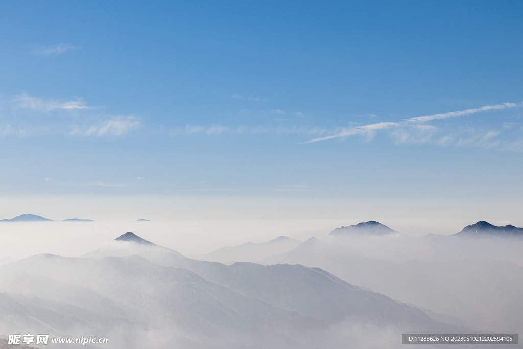 群山背景