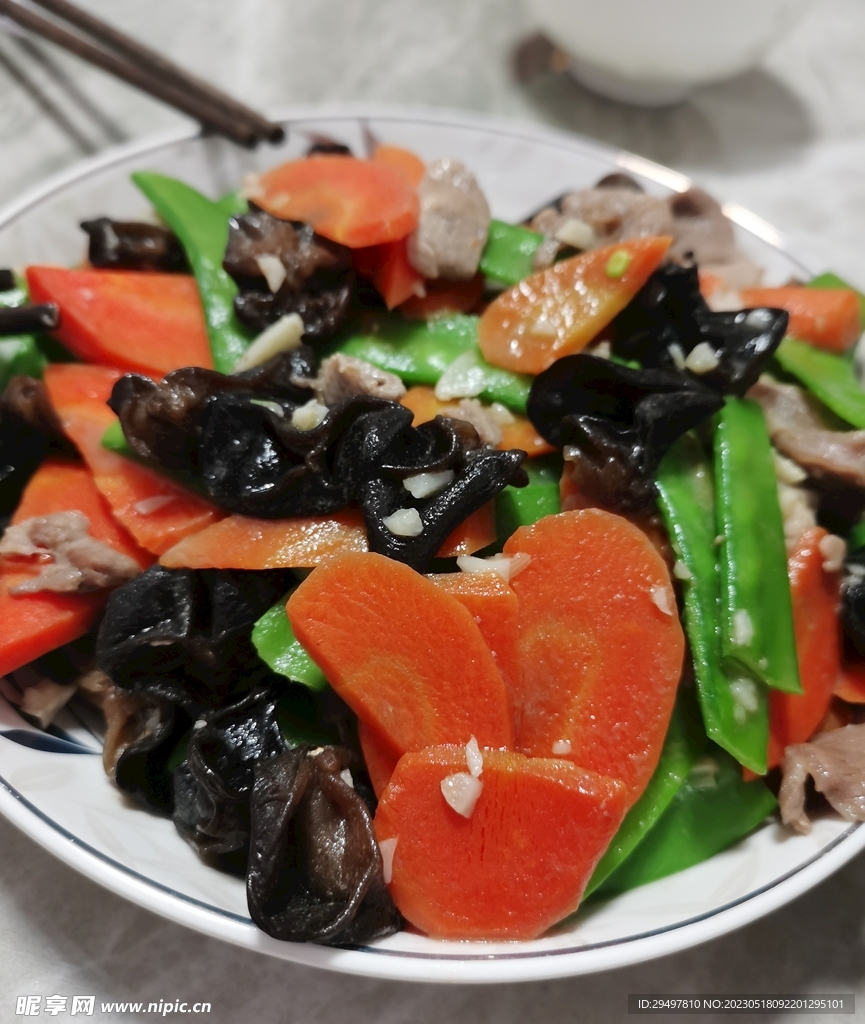 木耳炒肉
