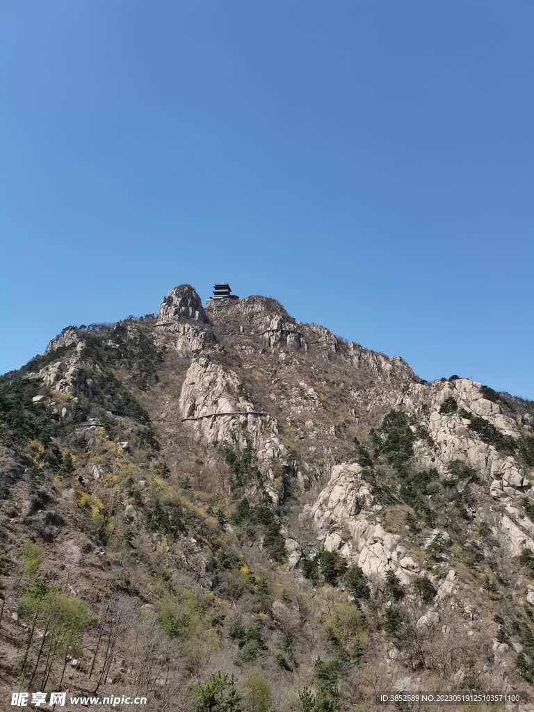 高山