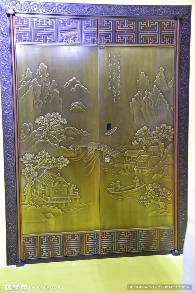 铸铝门