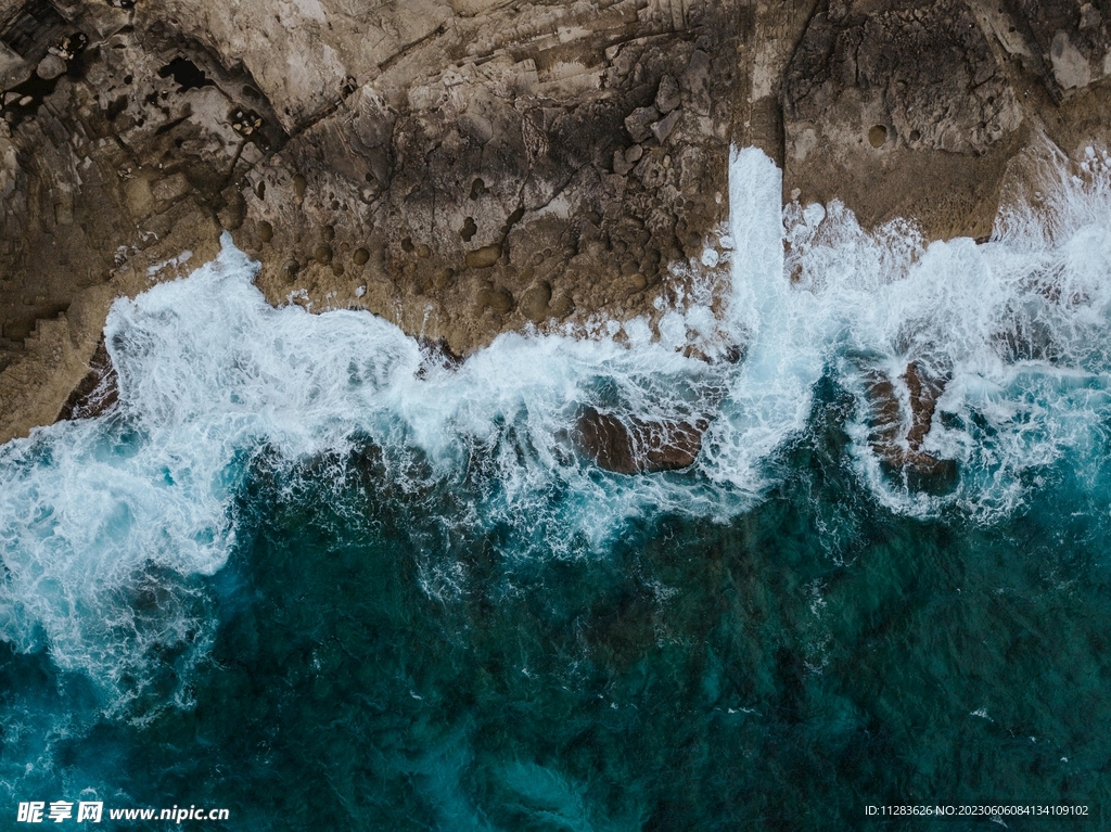 大海海浪