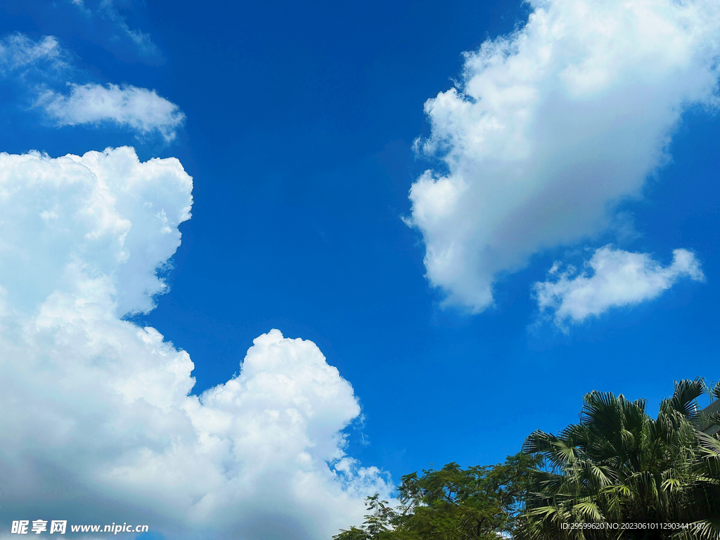 天空