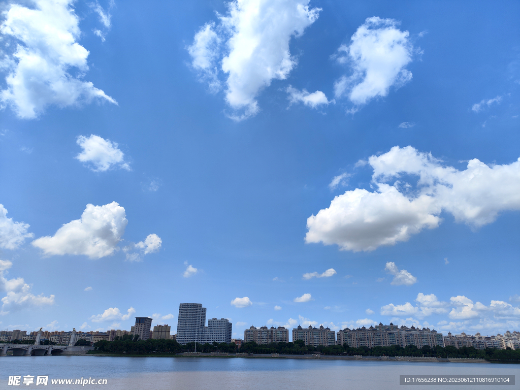 城市