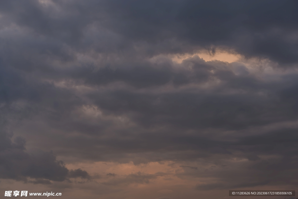风暴天空