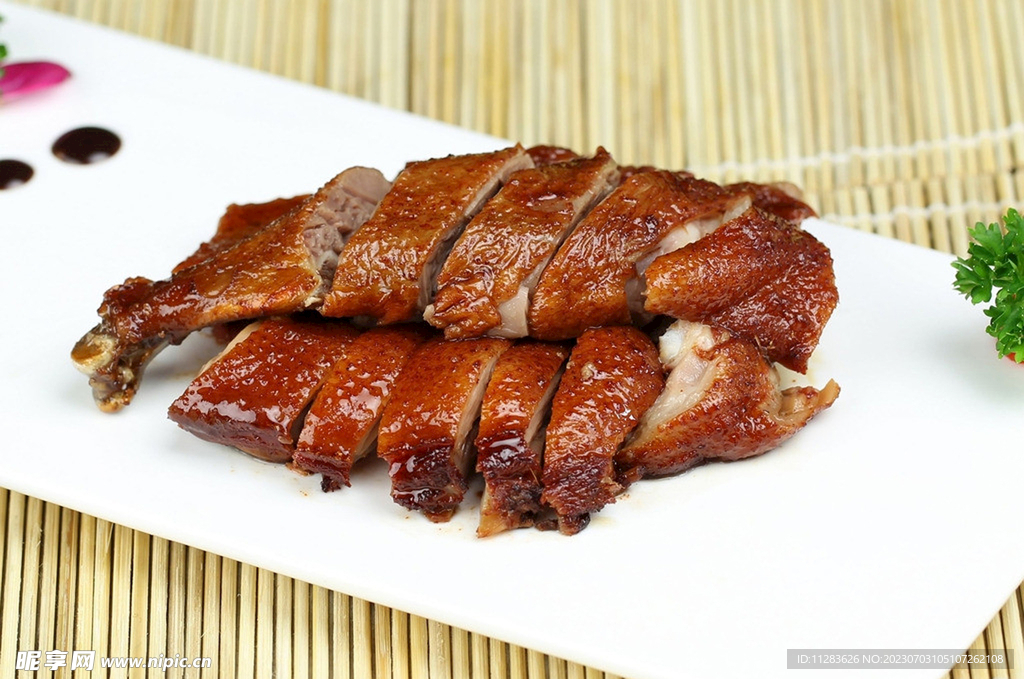 烤鸭美食