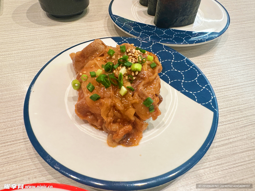 牛肉寿司