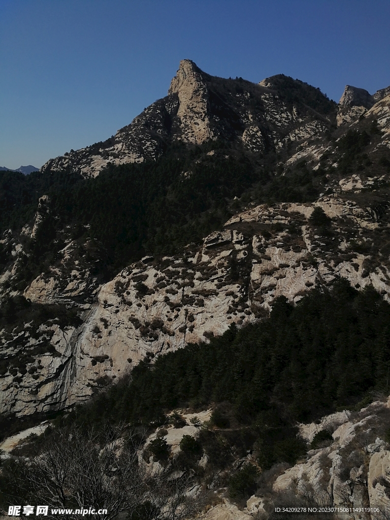 山峰