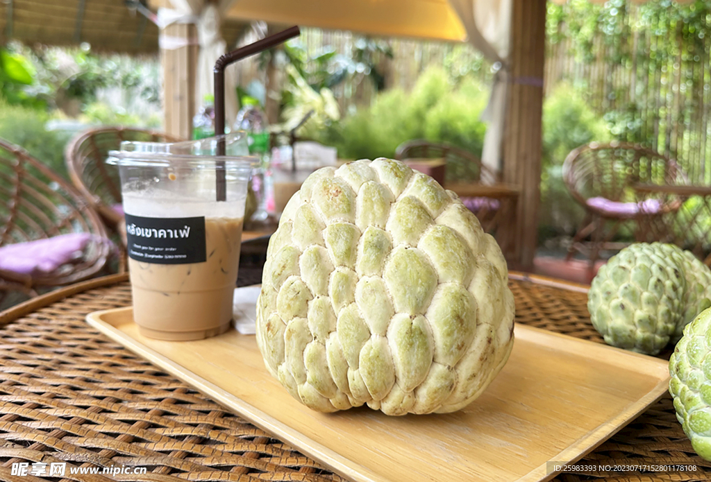 释迦果奶茶