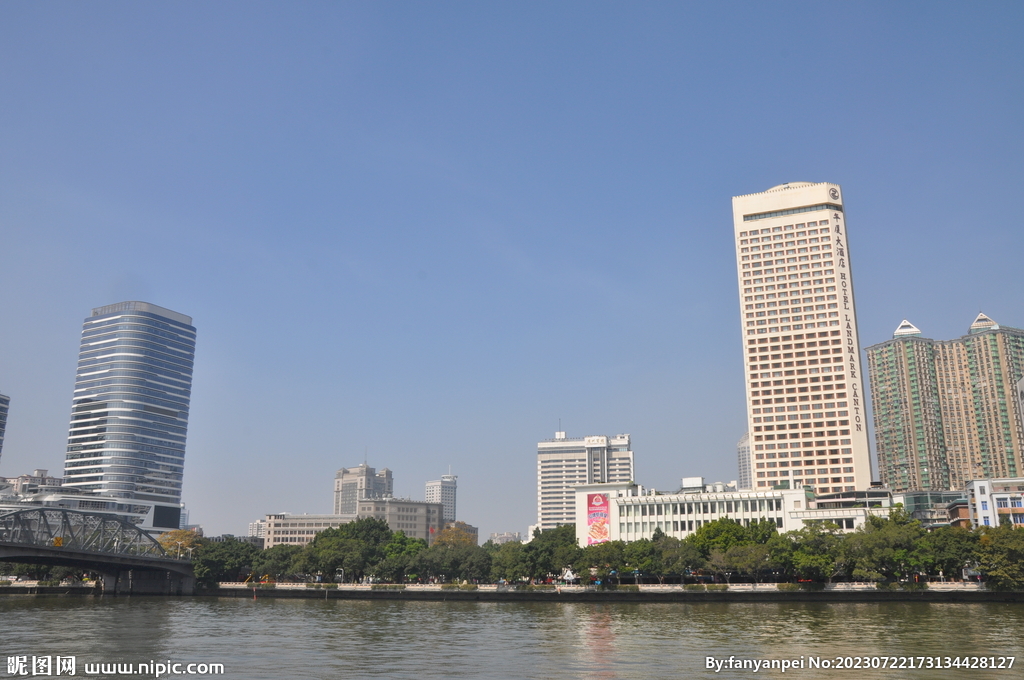 沿江路珠江河畔