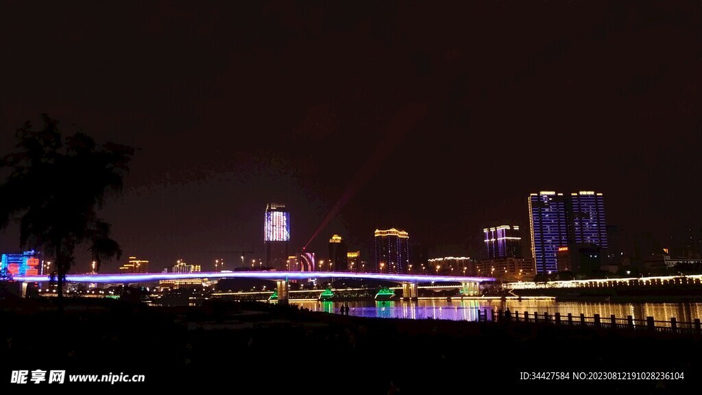 江边夜景
