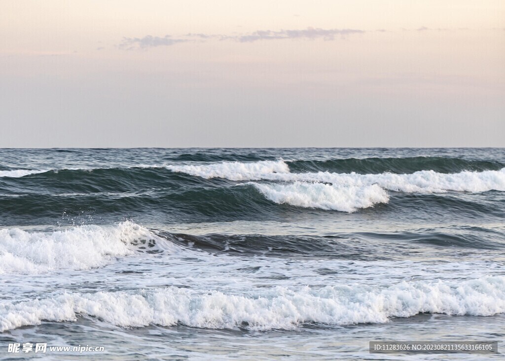 海浪图片